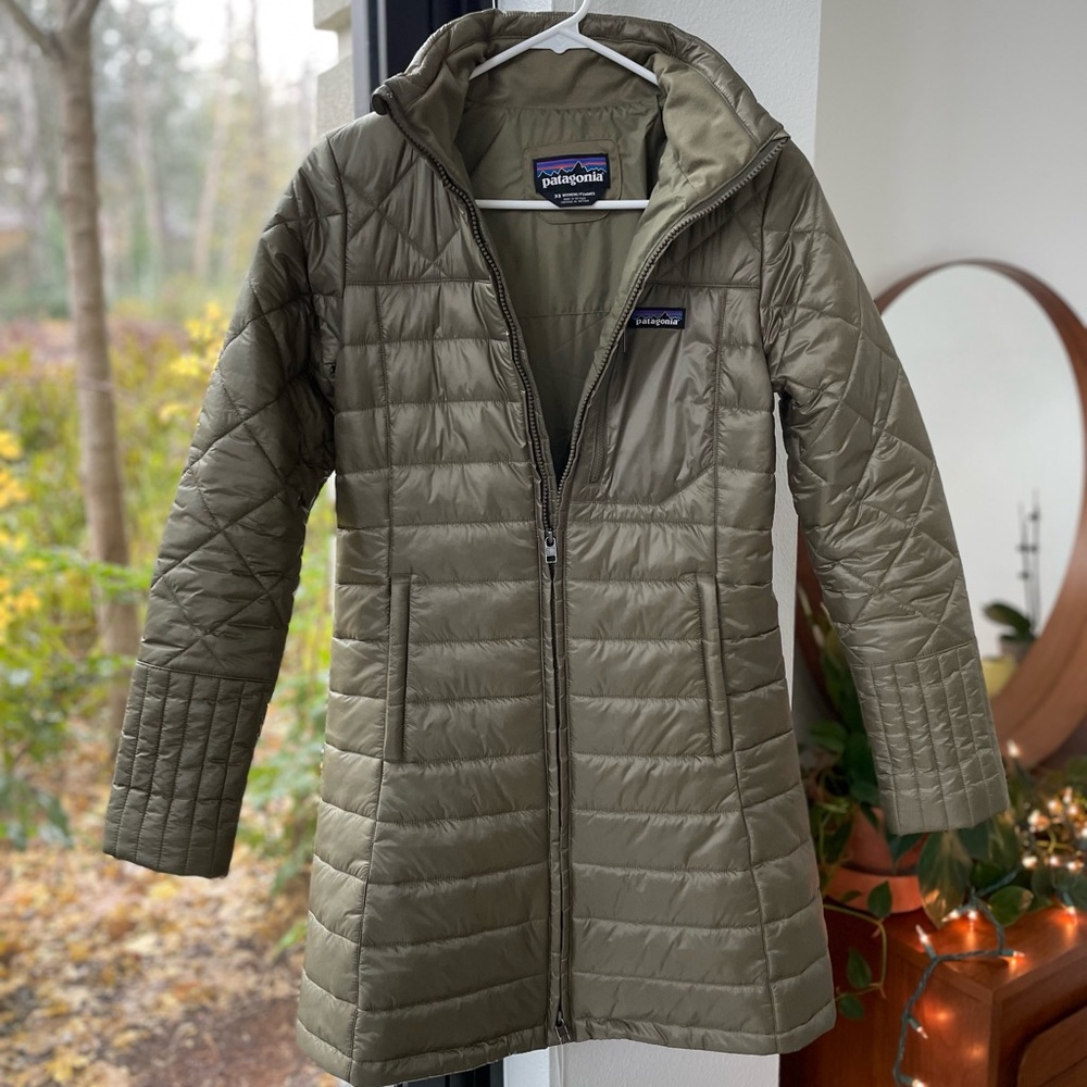 LIKE NEW Patagonia Women’s Radalie Water Repellent Parka Basin Green XS - Picture 2 of 10